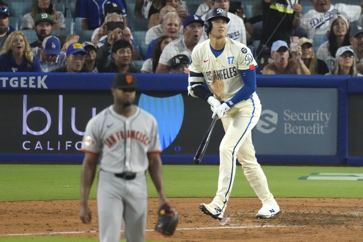 Ohtani hits 53rd homer to tie for NL lead as Dodgers top Giants 7-5 | iNFOnews.ca Ohtani hits 53rd homer to tie for NL lead as Dodgers top Giants 7-5 | iNFOnews.ca