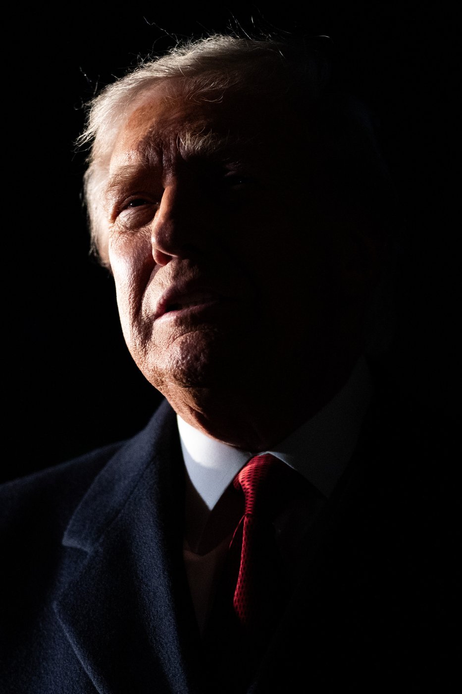 See the world in vertical: Top photos by AP's photojournalists | iNFOnews.ca