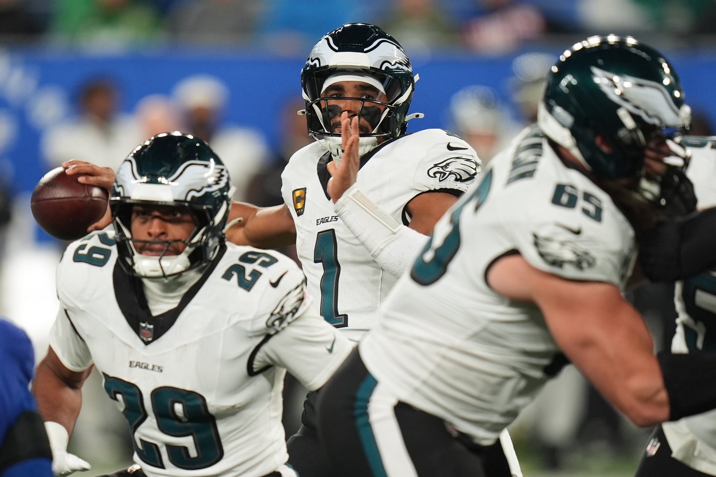 Eagles emerge from sobering self-reflection, eager to see what's been fixed vs. well-rested Vikings | iNFOnews.ca