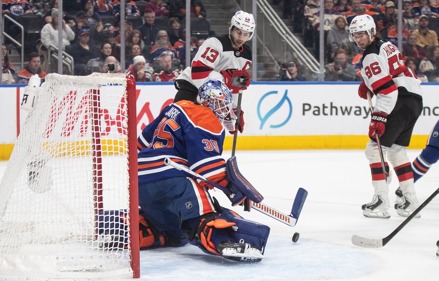 Devils lean on Glass, Gritsyuk to edge the Oilers 2-1 | iNFOnews.ca Devils lean on Glass, Gritsyuk to edge the Oilers 2-1 | iNFOnews.ca