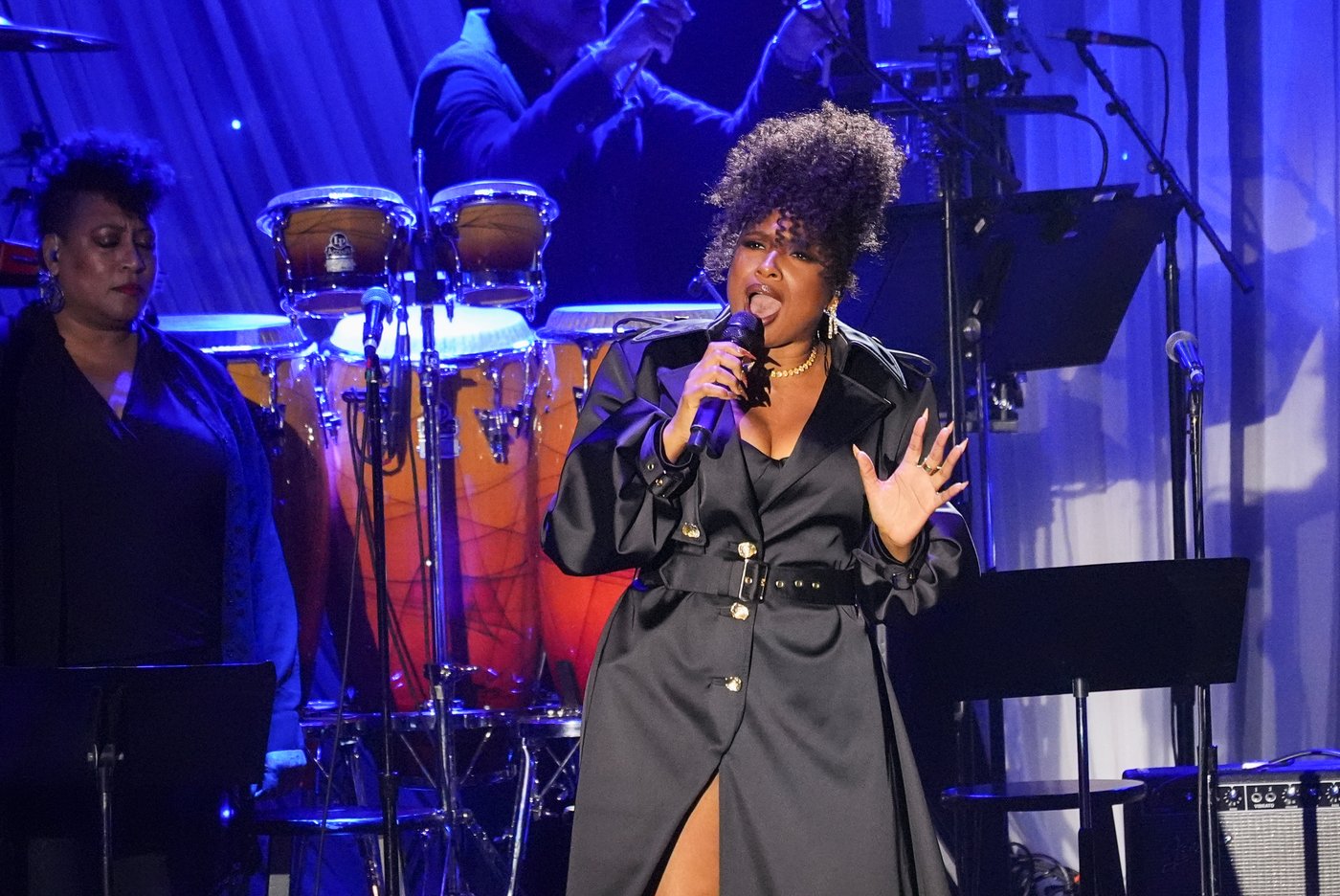 HUNTR/X, Art Garfunkel, Clipse and more light up pre-Grammy gala hosted by Clive Davis | iNFOnews.ca