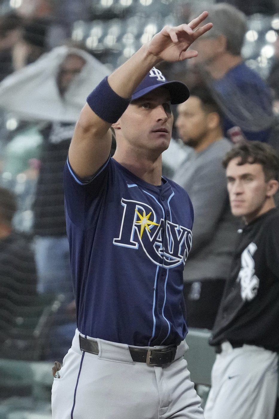 Rays rookie Jake Mangum relishes seeing father back at Soldier Field with former Bears teammates | iNFOnews.ca Rays rookie Jake Mangum relishes seeing father back at Soldier Field with former Bears teammates | iNFOnews.ca