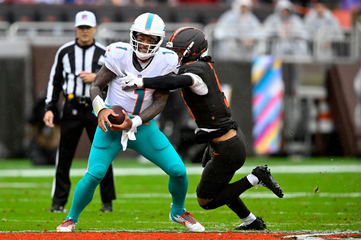 Dolphins coach Mike McDaniel is standing by Tua Tagovailoa despite QB's recent struggles | iNFOnews.ca Dolphins coach Mike McDaniel is standing by Tua Tagovailoa despite QB's recent struggles | iNFOnews.ca
