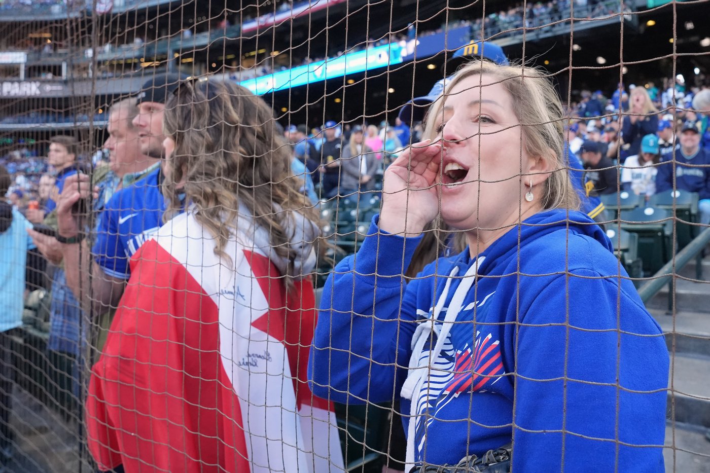 Photo Gallery: Blue Jays cruise to 13-4 Game 3 win in ALCS | iNFOnews.ca