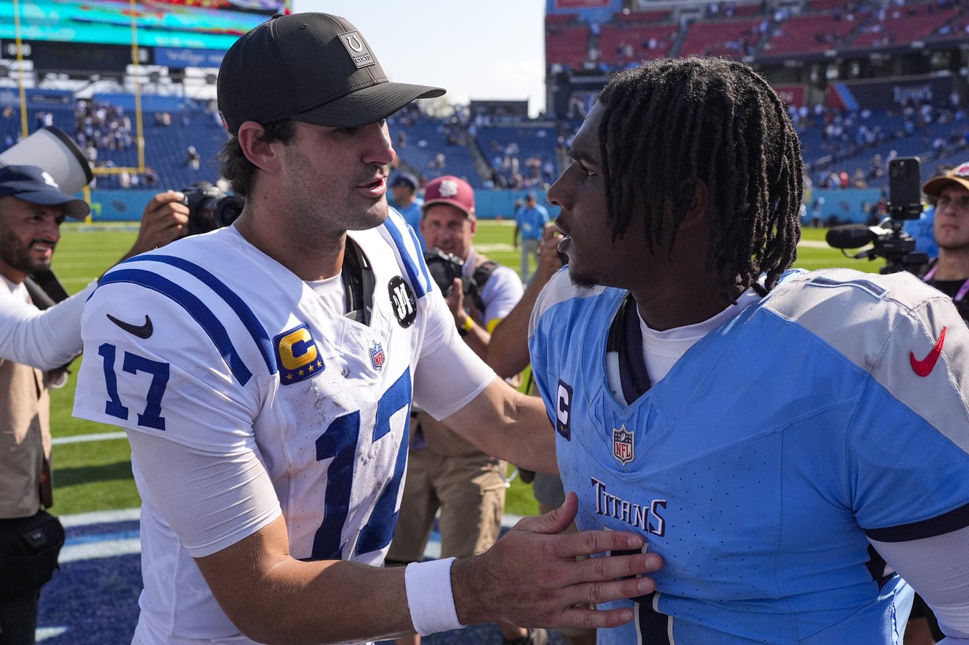 QB Daniel Jones' fast start in Indianapolis has people wondering if he can keep playing this way | iNFOnews.ca