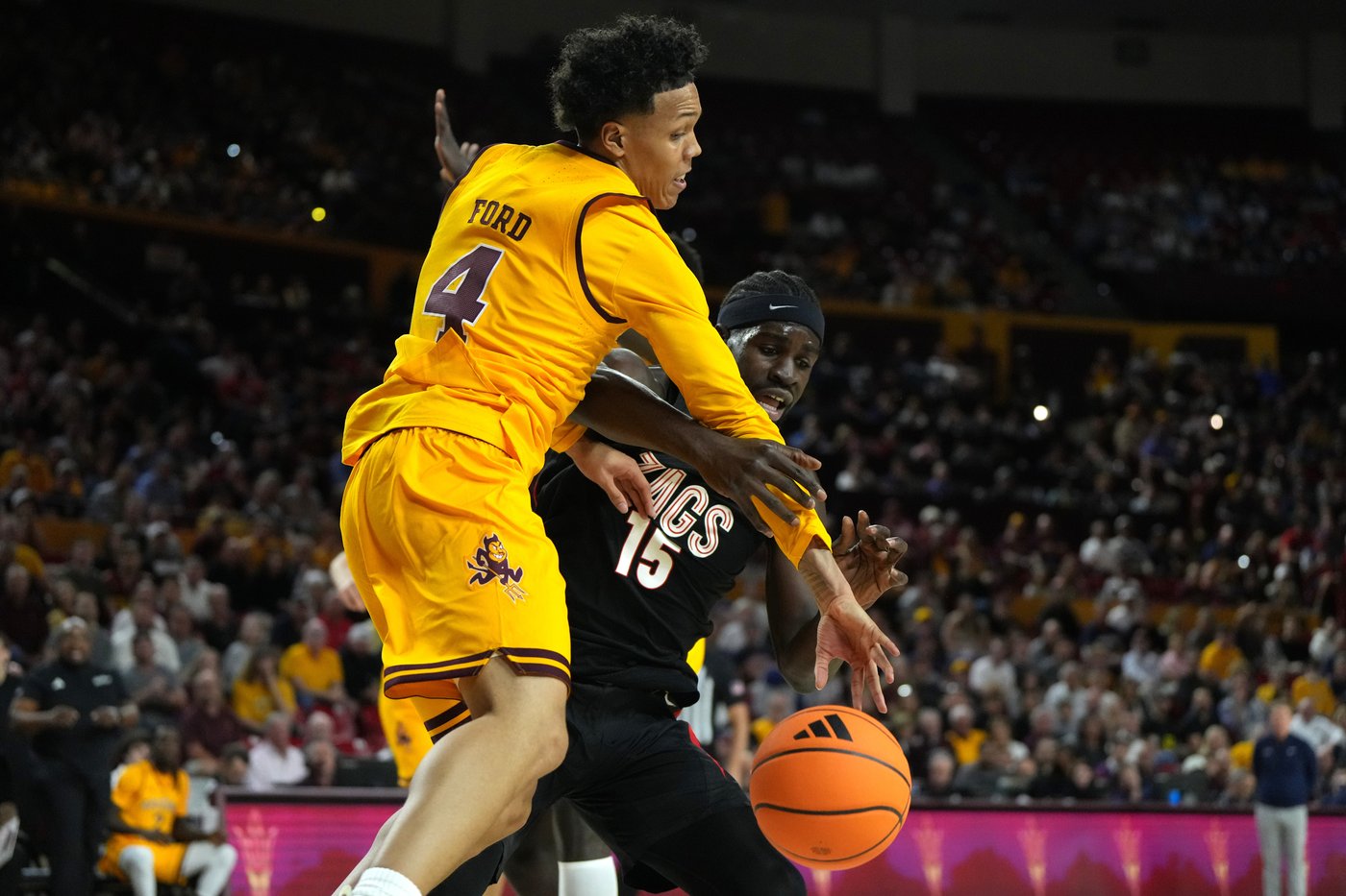 Graham Ike scores 20 points and No. 19 Gonzaga outlasts Arizona State 77-65 | iNFOnews.ca Graham Ike scores 20 points and No. 19 Gonzaga outlasts Arizona State 77-65 | iNFOnews.ca