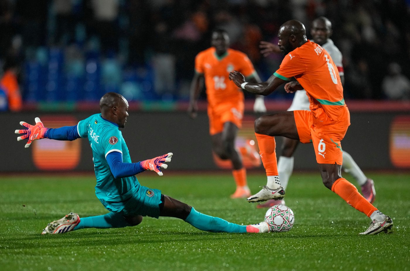 Ivory Coast starts Africa Cup title defense with a win as proud dad Zidane sees Algeria beat Sudan | iNFOnews.ca