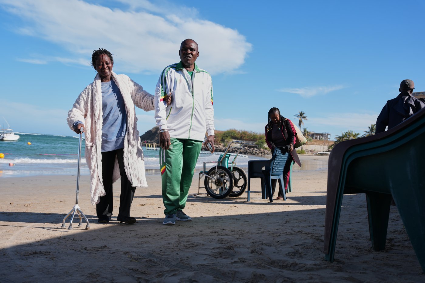 Photos show aquagym classes in Senegal helping people with reduced mobility | iNFOnews.ca