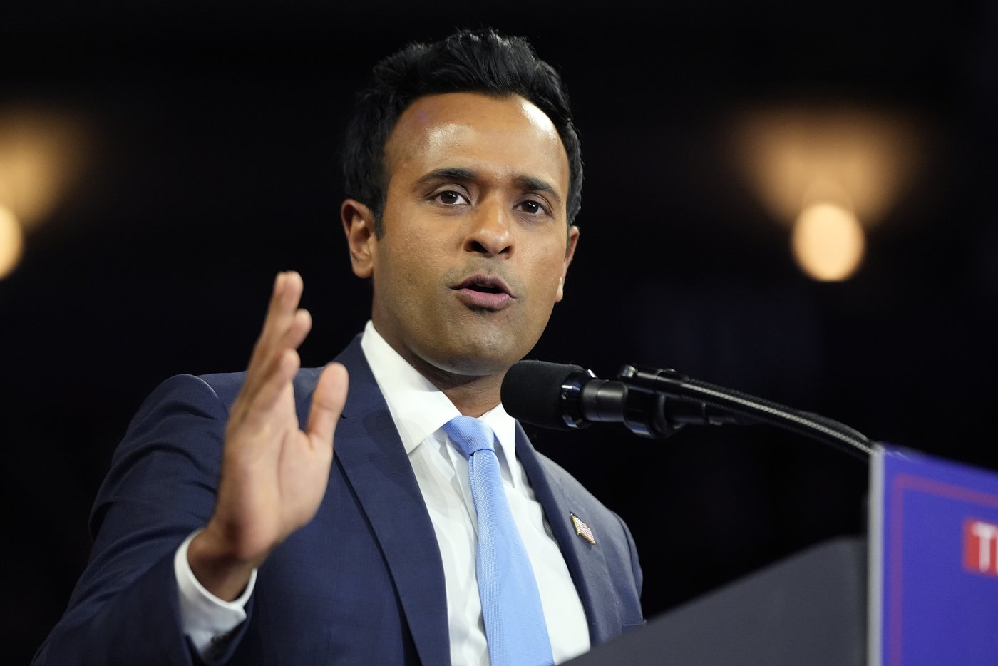 Who’s more excited to welcome this Trump ally to Virginia - Democrats or Republicans? | iNFOnews.ca Who’s more excited to welcome this Trump ally to Virginia - Democrats or Republicans? | iNFOnews.ca
