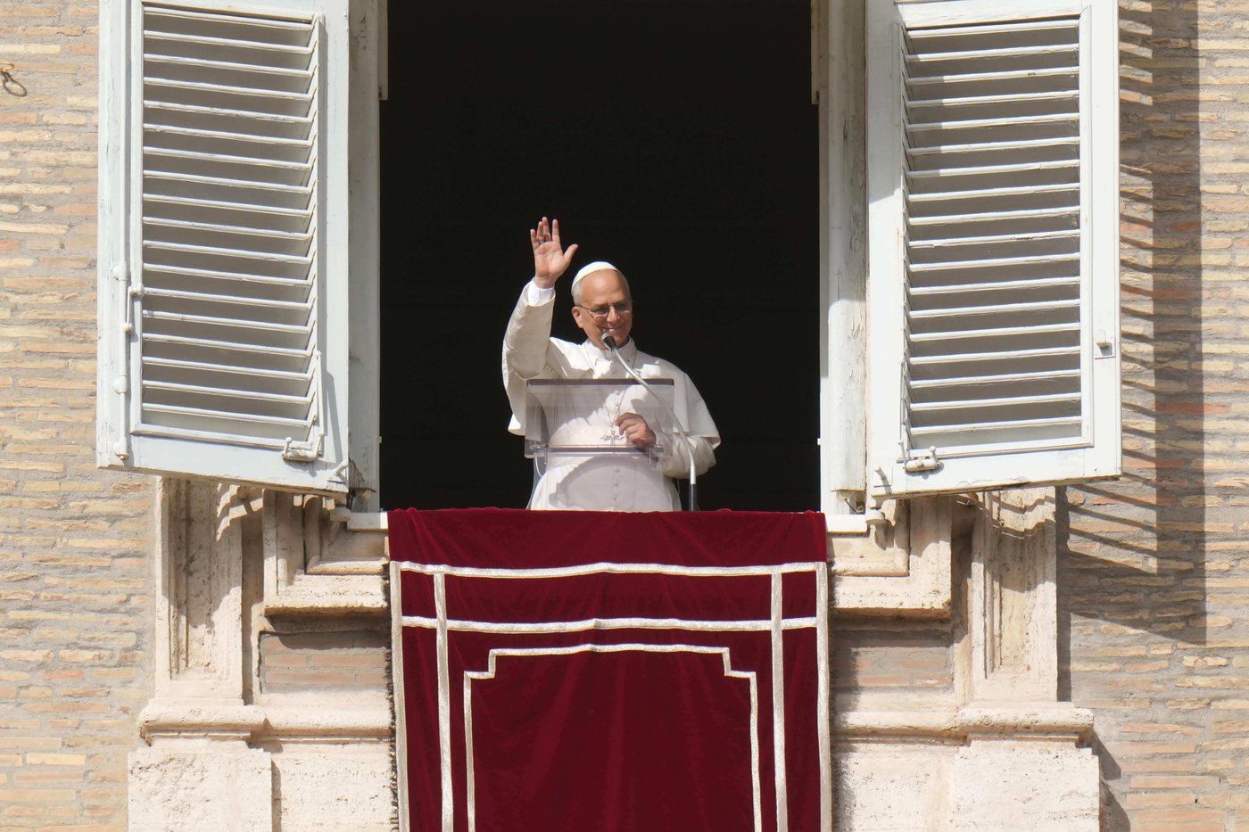 Pope Leo XIV will pray at the site of the 2020 Beirut port blast in his first foreign trip | iNFOnews.ca