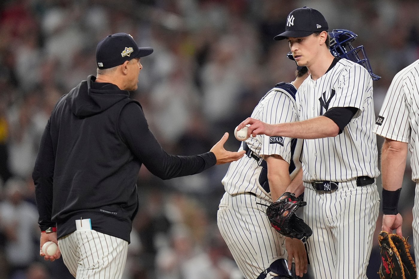 Boone defends his moves after Yankees bullpen falters again in playoff-opening loss to the Red Sox | iNFOnews.ca