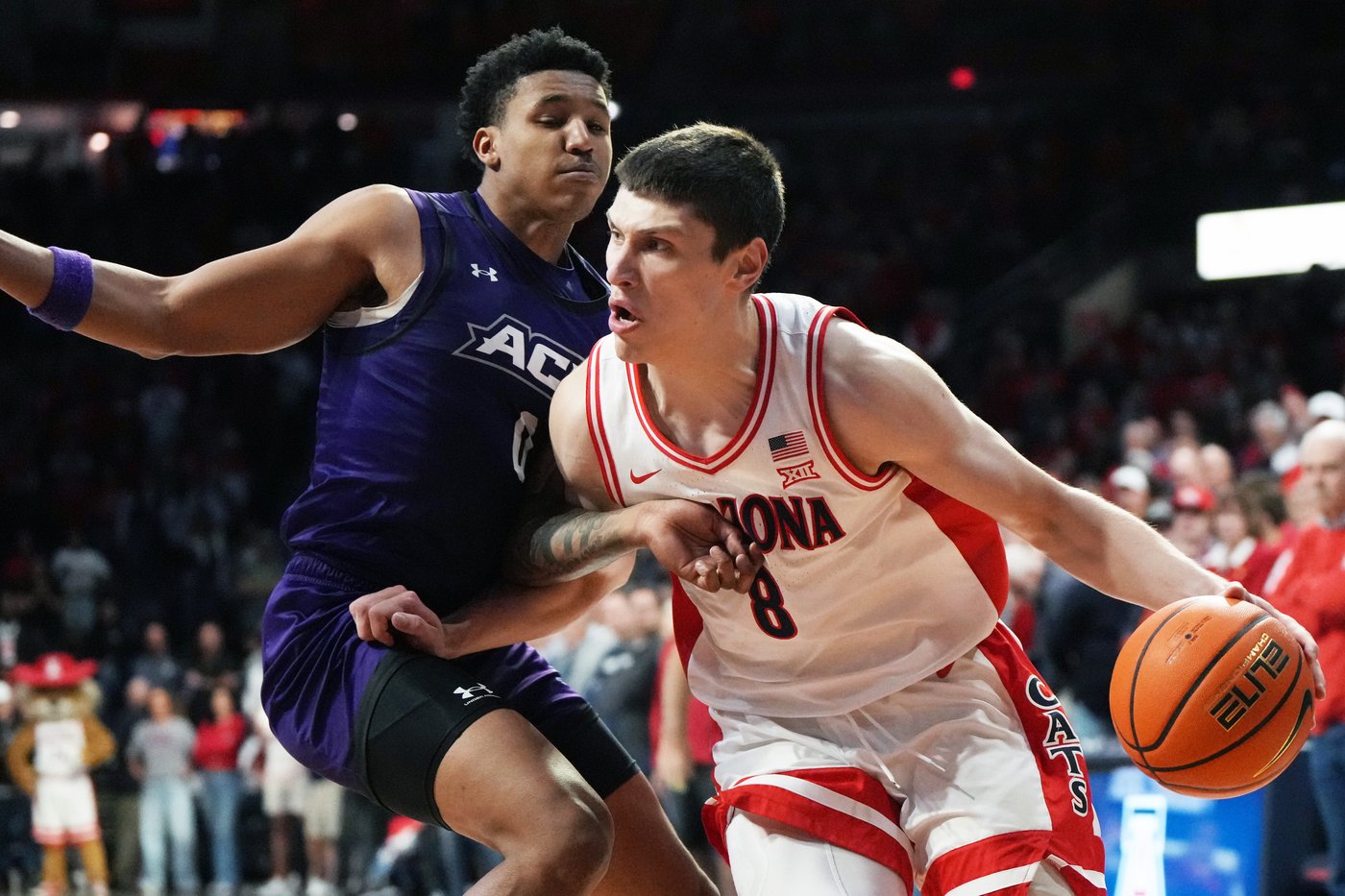 No. 1 Arizona improves to 10-0, cruises past Abilene Christian 96-62 | iNFOnews.ca No. 1 Arizona improves to 10-0, cruises past Abilene Christian 96-62 | iNFOnews.ca