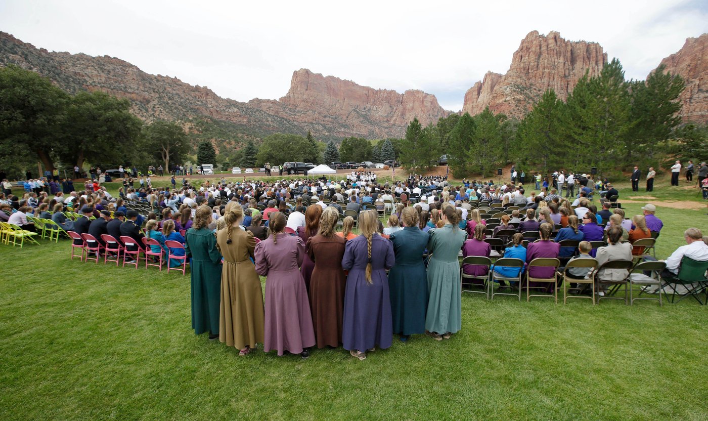 Polygamous sect's sway has dwindled in twin towns on Arizona-Utah line. Residents enjoy new freedoms | iNFOnews.ca Polygamous sect's sway has dwindled in twin towns on Arizona-Utah line. Residents enjoy new freedoms | iNFOnews.ca