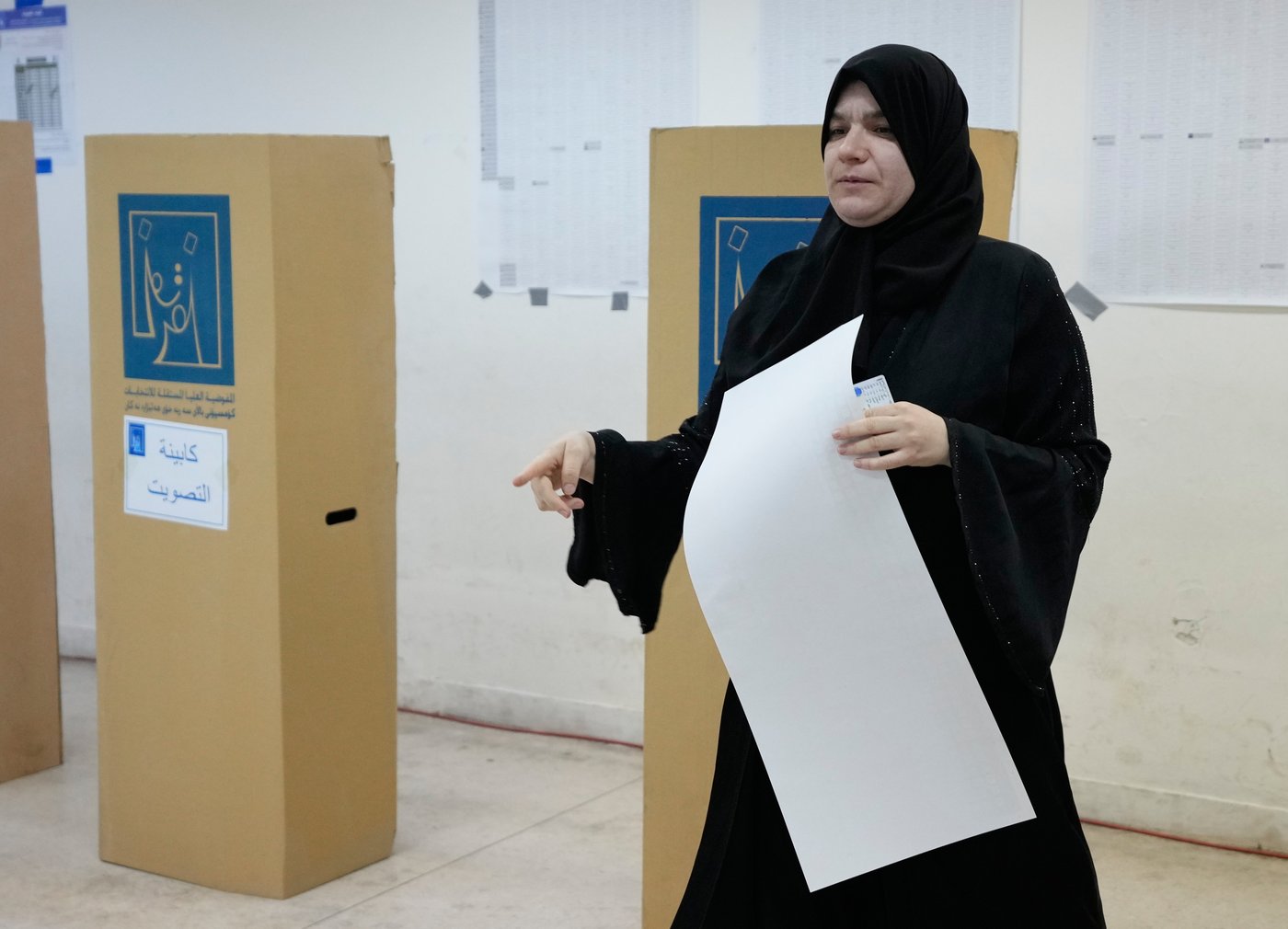 Iraqis vote in a parliamentary election marked by tight security and a major political boycott | iNFOnews.ca