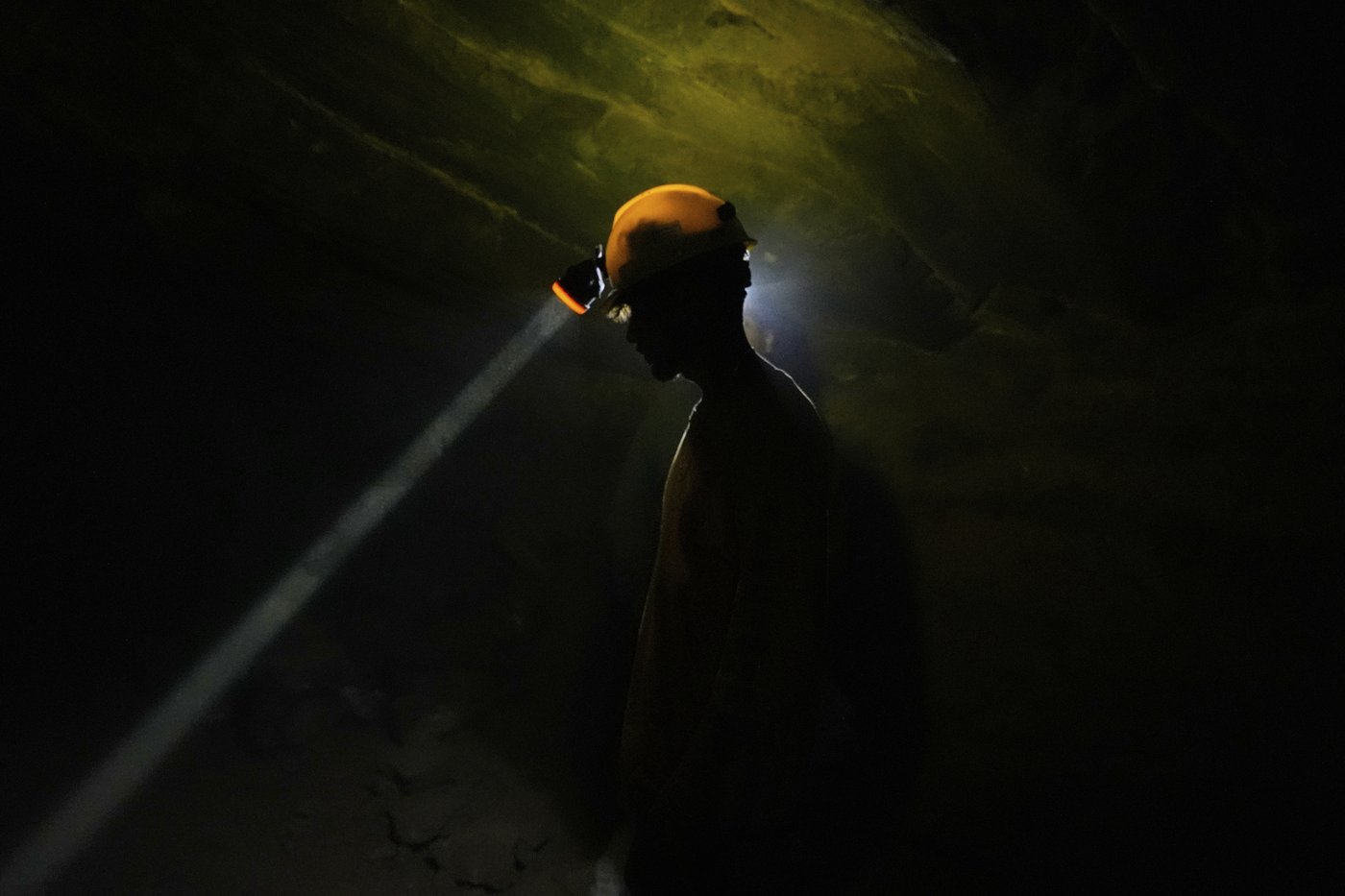 Illegal gold mining is fueling a 'mercury boom' in Mexico, poisoning people and the environment | iNFOnews.ca