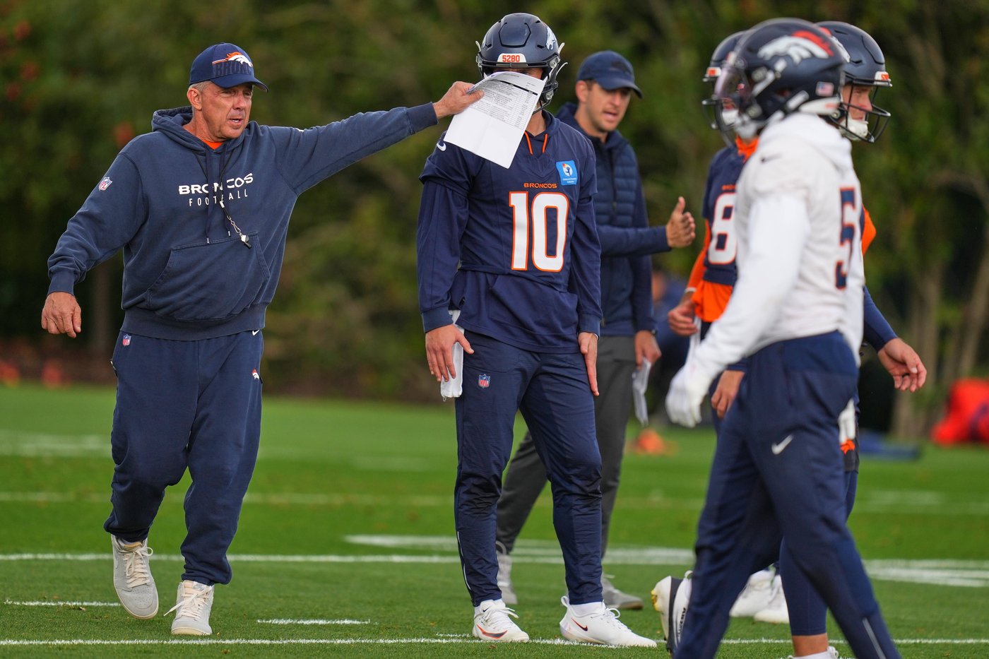 Sean Payton reminisces about his days as a QB in England ahead of Broncos' London game | iNFOnews.ca