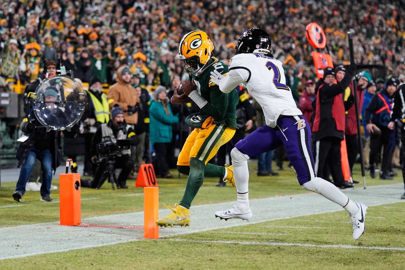 Packers' Malik Willis downplays his shoulder issue after delivering huge performance in loss | iNFOnews.ca