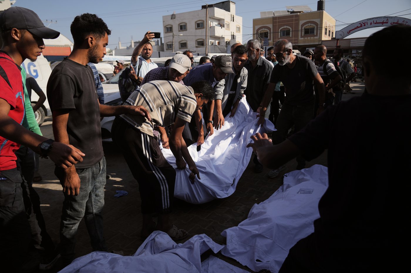 A weakened and isolated Hamas faces pressure to accept Trump's peace plan for Gaza | iNFOnews.ca
