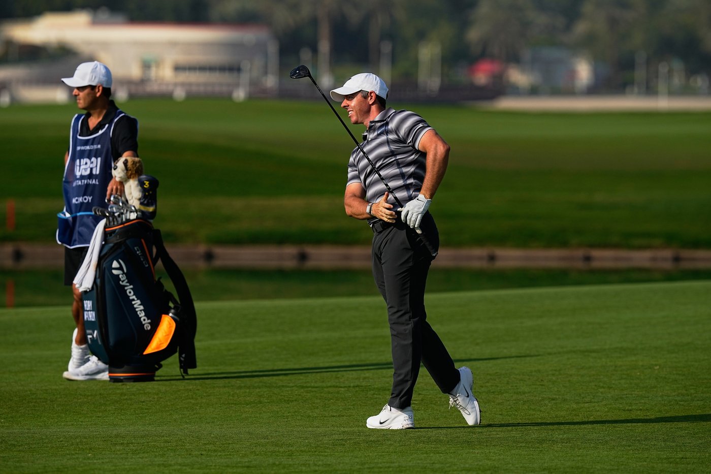McIlroy leads by one stroke after first round at Dubai Invitational | iNFOnews.ca