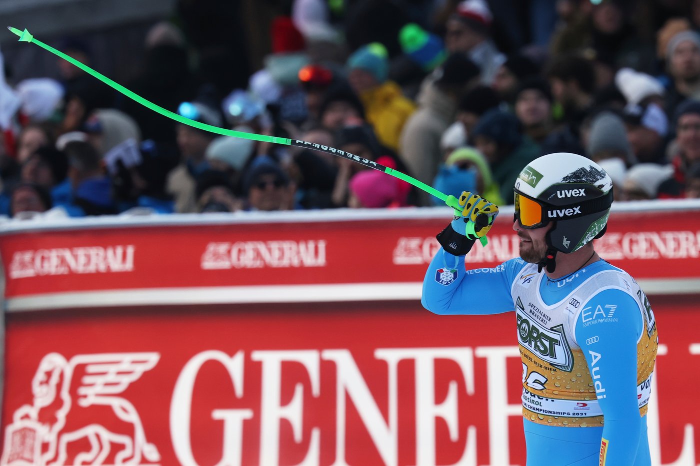 Von Allmen edges Odermatt in latest World Cup downhill duel for Swiss stars | iNFOnews.ca