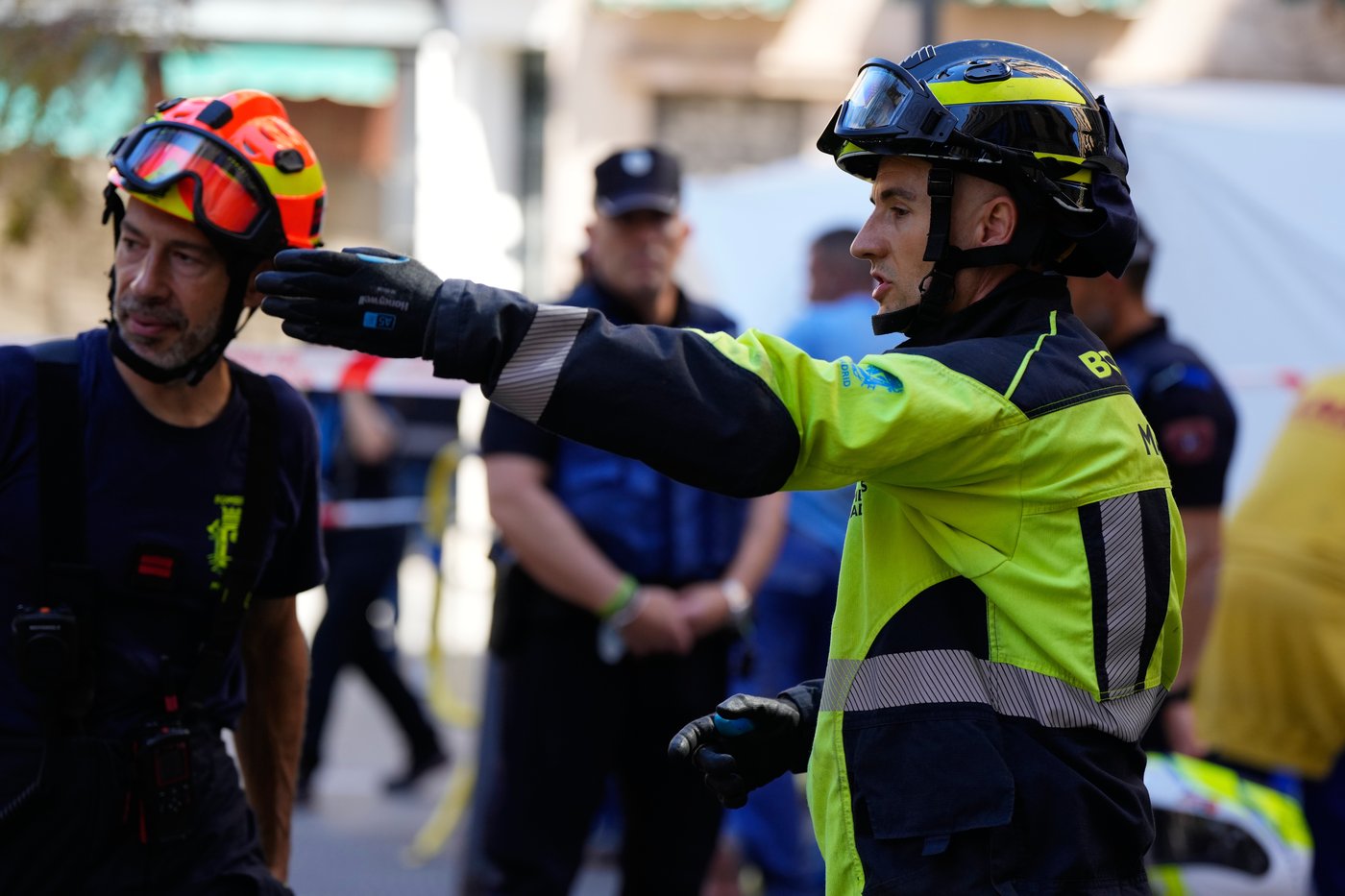 Building collapse in central Madrid leaves 3 construction workers injured, 4 more missing | iNFOnews.ca