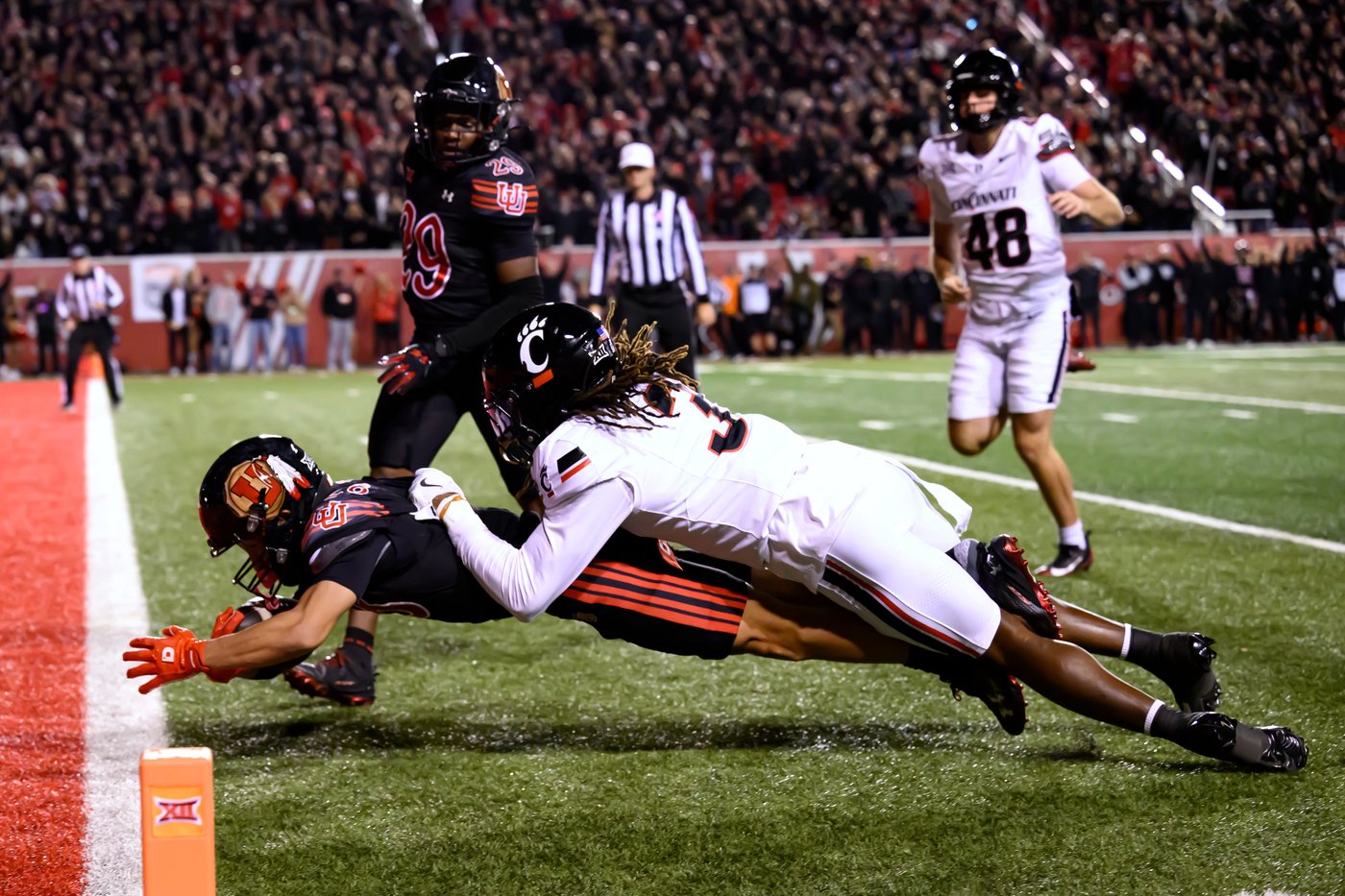 No. 24 Utah hands No. 17 Cincinnati its first Big 12 loss | iNFOnews.ca No. 24 Utah hands No. 17 Cincinnati its first Big 12 loss | iNFOnews.ca