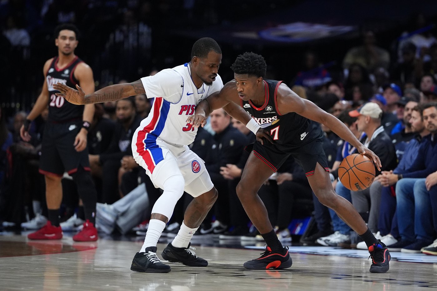 Cunningham scores 26 points to lead Pistons past 76ers 111-108 for 6th straight win | iNFOnews.ca