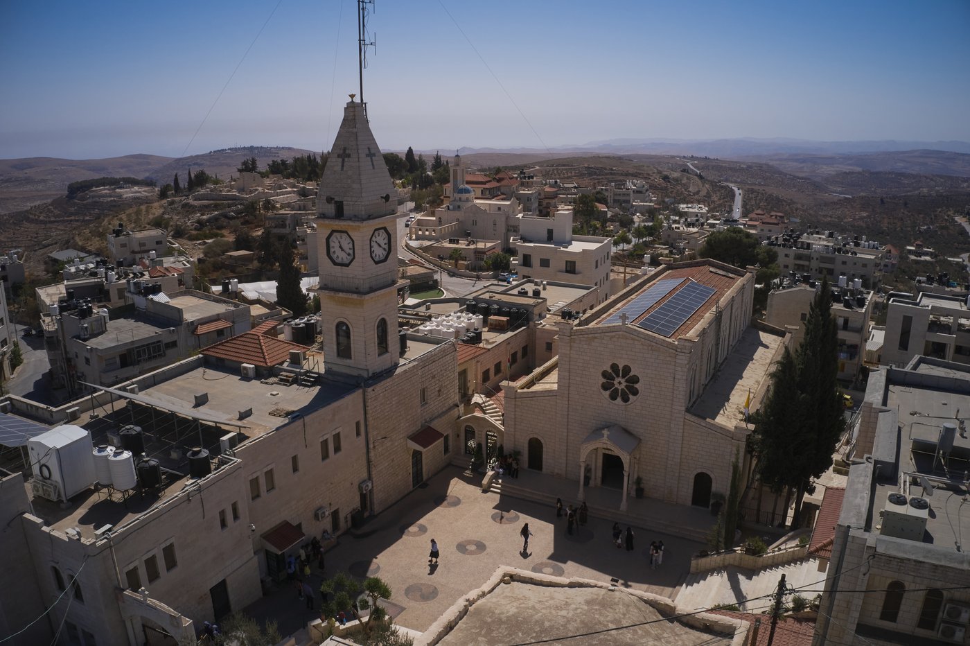 The West Bank's dwindling Palestinian Christian communities, in photos | iNFOnews.ca