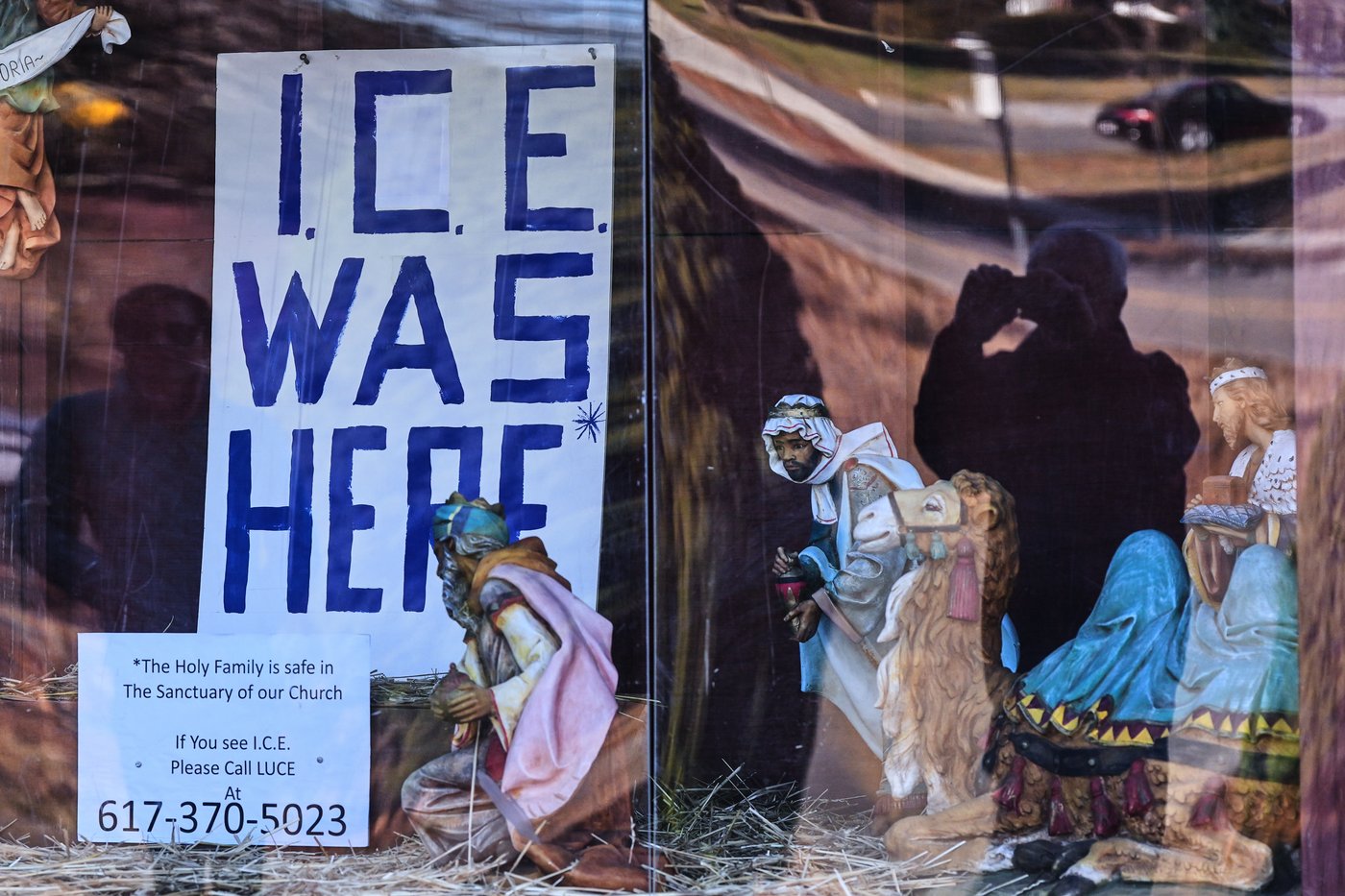 Church nativity scenes add zip ties, gas masks and ICE to protest immigration raids | iNFOnews.ca