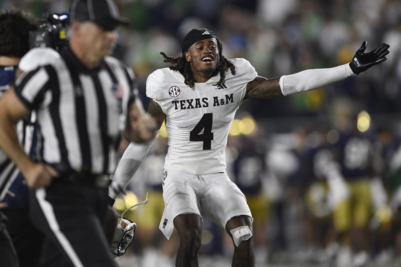 No. 16 Texas A&M beats No. 8 Notre Dame 41-40 on late TD strike | iNFOnews.ca No. 16 Texas A&M beats No. 8 Notre Dame 41-40 on late TD strike | iNFOnews.ca