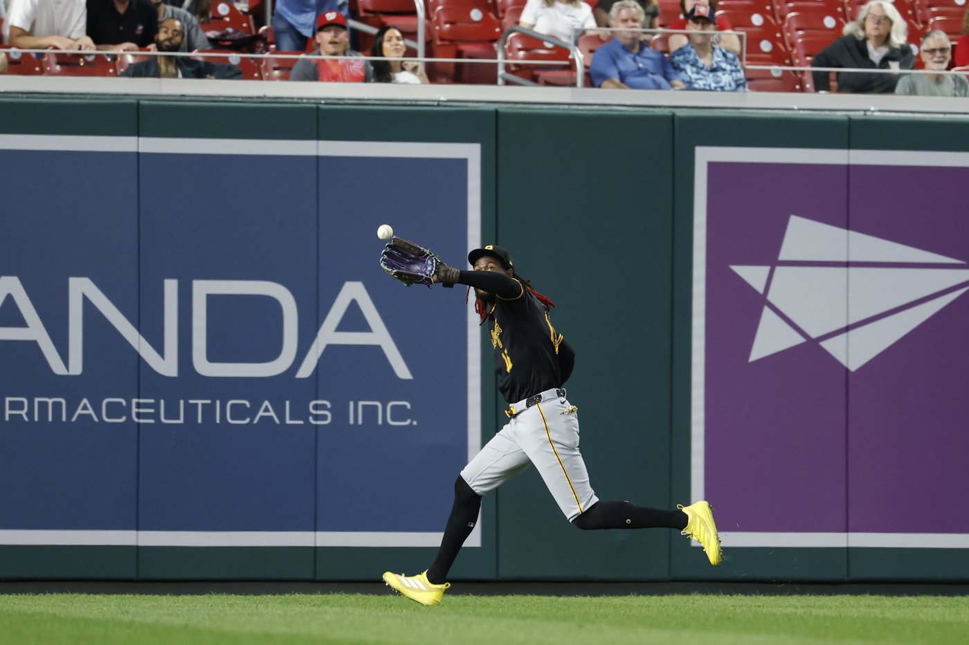 Crews homers, Wood throws out potential tying run at the plate as Nationals edge Pirates 6-5 | iNFOnews.ca