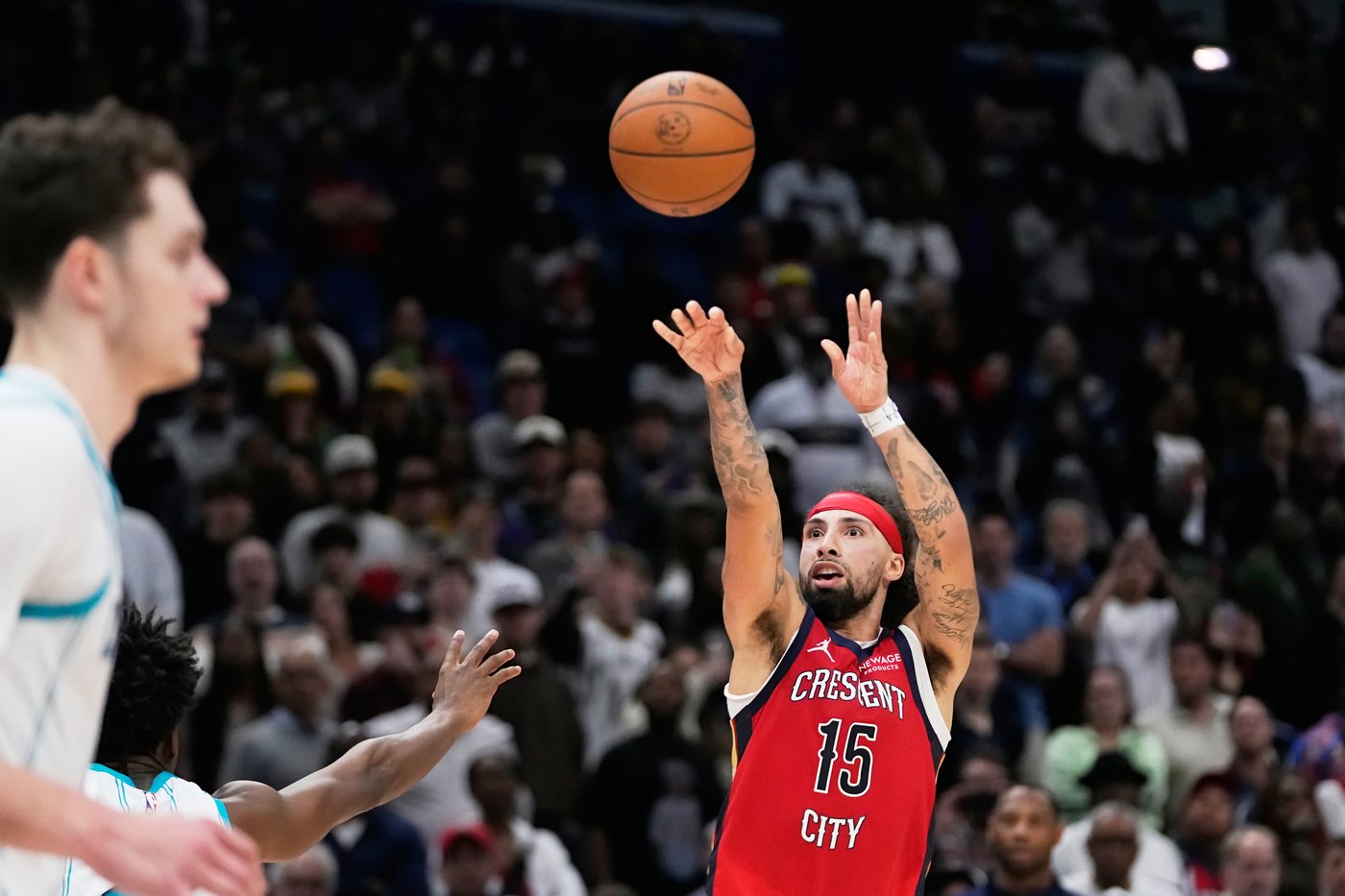 Alvarado's 3-pointer sends Pelicans past Hornets for their first win of the season | iNFOnews.ca Alvarado's 3-pointer sends Pelicans past Hornets for their first win of the season | iNFOnews.ca