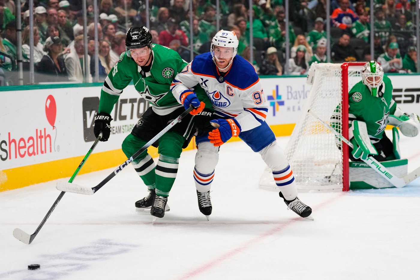 Wyatt Johnston has 3 assists, shootout winner as Stars beat Oilers 4-3 in West rematch | iNFOnews.ca Wyatt Johnston has 3 assists, shootout winner as Stars beat Oilers 4-3 in West rematch | iNFOnews.ca