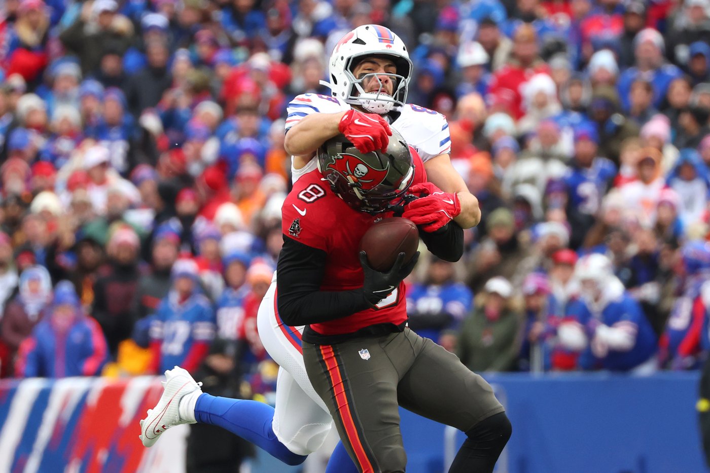 Josh Allen has 3 TDs passing, 3 rushing to outduel Baker Mayfield as Bills beat Buccaneers 44-32 | iNFOnews.ca Josh Allen has 3 TDs passing, 3 rushing to outduel Baker Mayfield as Bills beat Buccaneers 44-32 | iNFOnews.ca