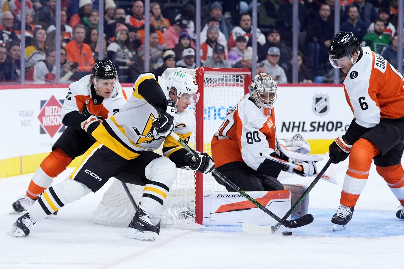 Crosby scores 58th, 59th career goals against Flyers in Penguins' dominant 5-1 victory | iNFOnews.ca