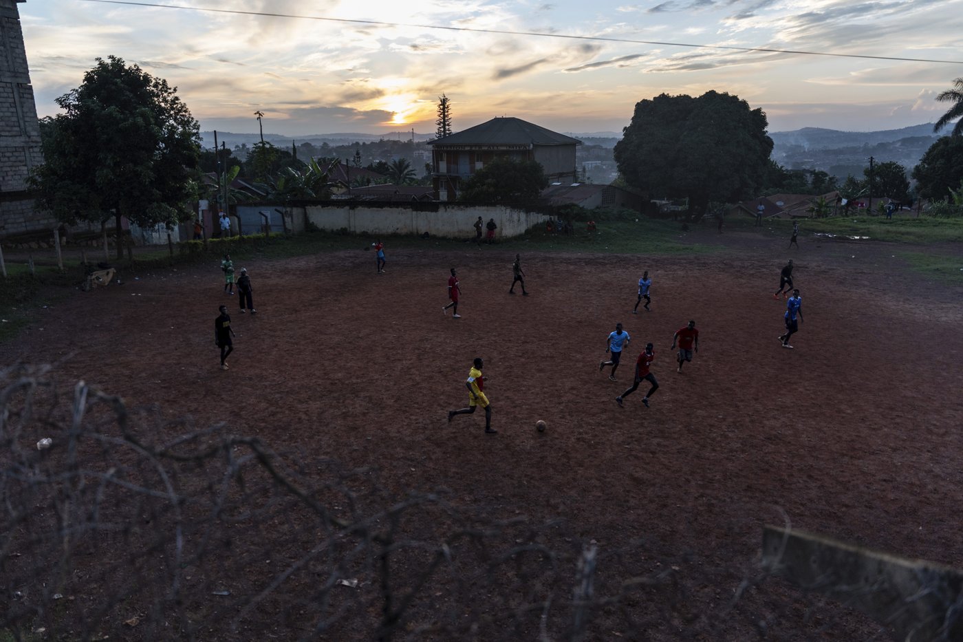 PHOTO ESSAY: In Uganda, a sprawling generation of children finds its fate entwined with elders | iNFOnews.ca
