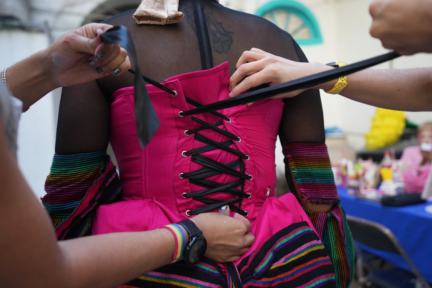 LGBTQ+ collective walks in Mexico City's Catrinas march ahead of Day of the Dead celebrations | iNFOnews.ca LGBTQ+ collective walks in Mexico City's Catrinas march ahead of Day of the Dead celebrations | iNFOnews.ca