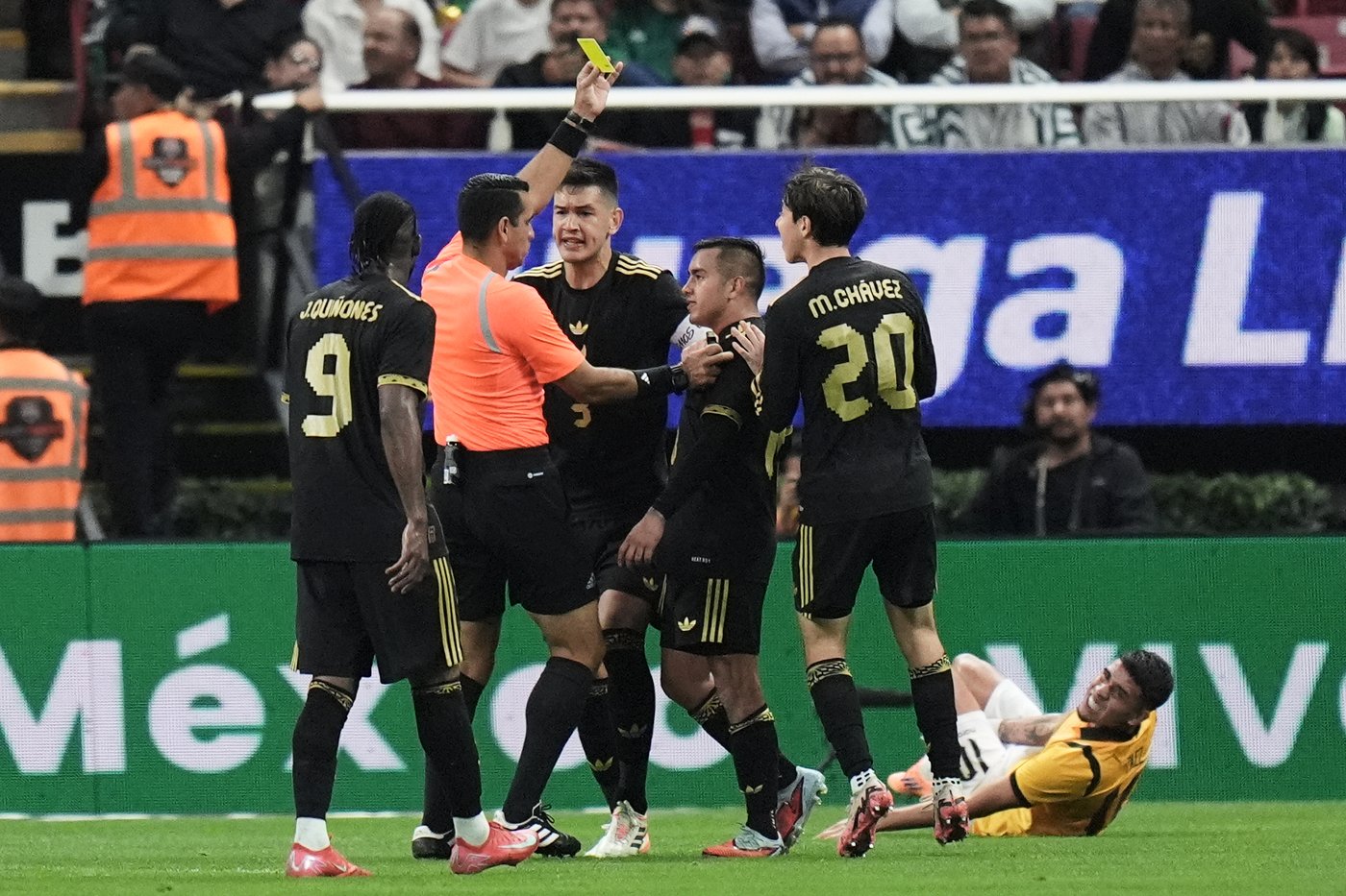 Ecuador and Mexico draw 1-1 in a World Cup warmup | iNFOnews.ca Ecuador and Mexico draw 1-1 in a World Cup warmup | iNFOnews.ca