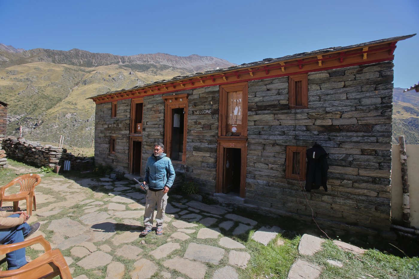 Photos show life slowly returning to abandoned Himalayan villages in India | iNFOnews.ca