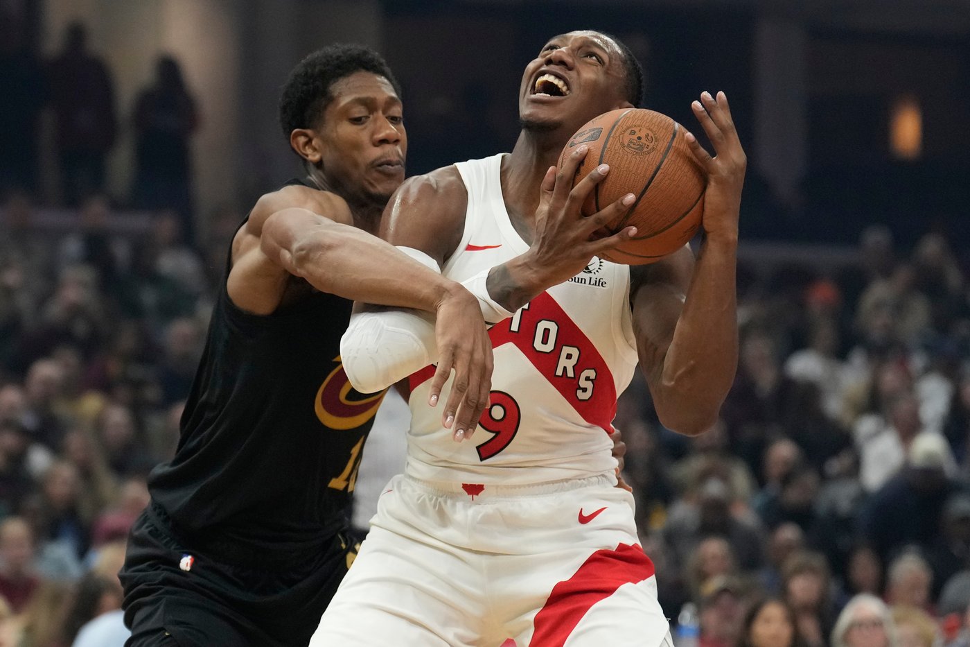 Jamison Battle scores 20 points and hits key pair of 3s as Raptors beat Cavs 112-101 | iNFOnews.ca