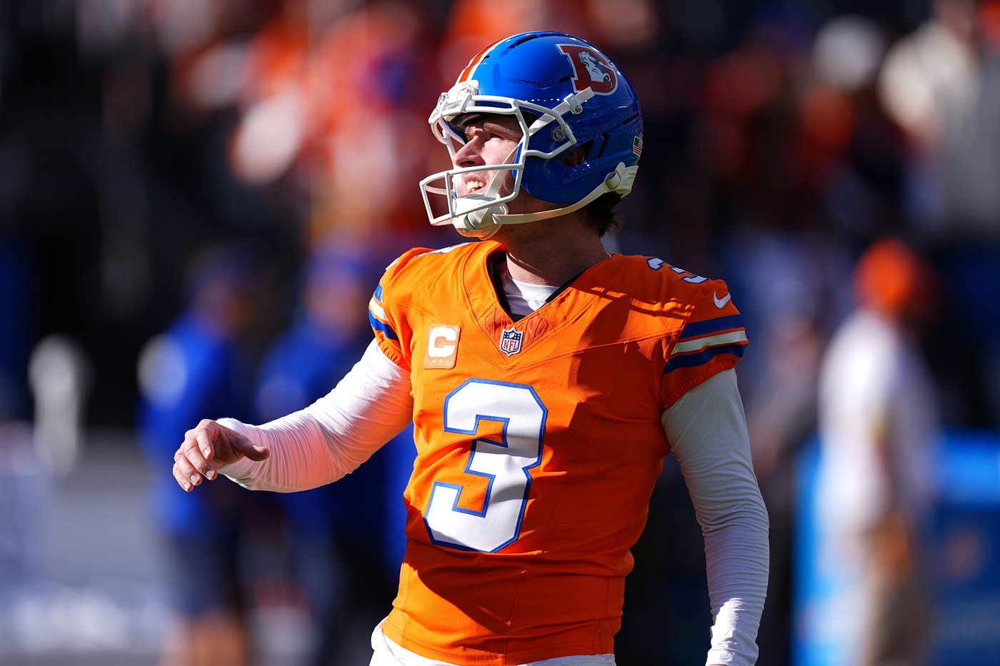 Linebacker Dre Greenlaw returns from pulled hamstring as Broncos prepare for home playoff game | iNFOnews.ca