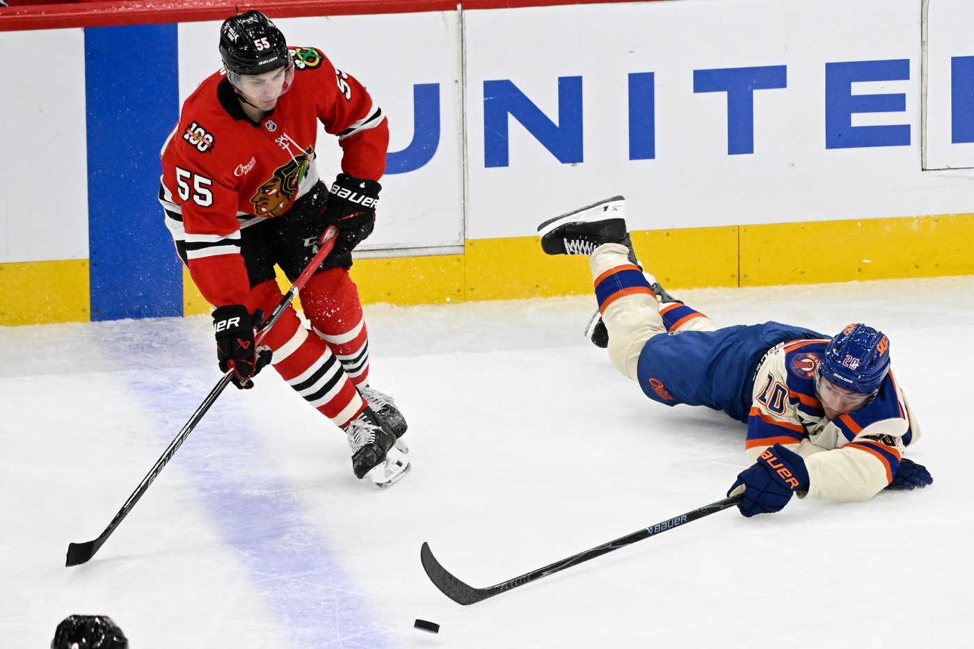 McDavid and Bouchard help Oilers beat the Blackhawks 4-1 | iNFOnews.ca