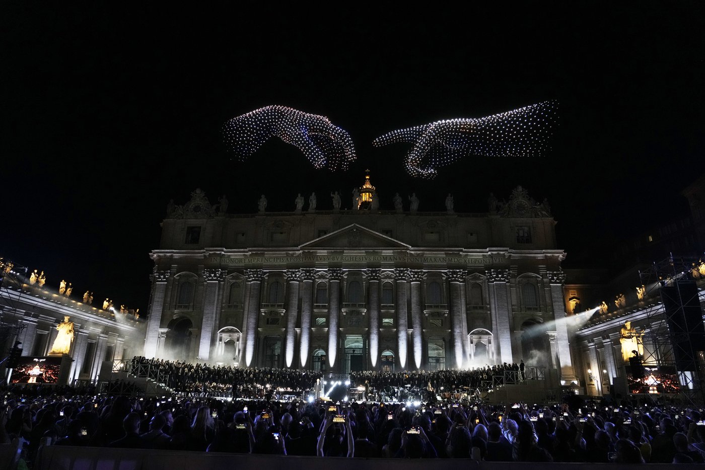 The top photos of the day by AP's photojournalists | iNFOnews.ca