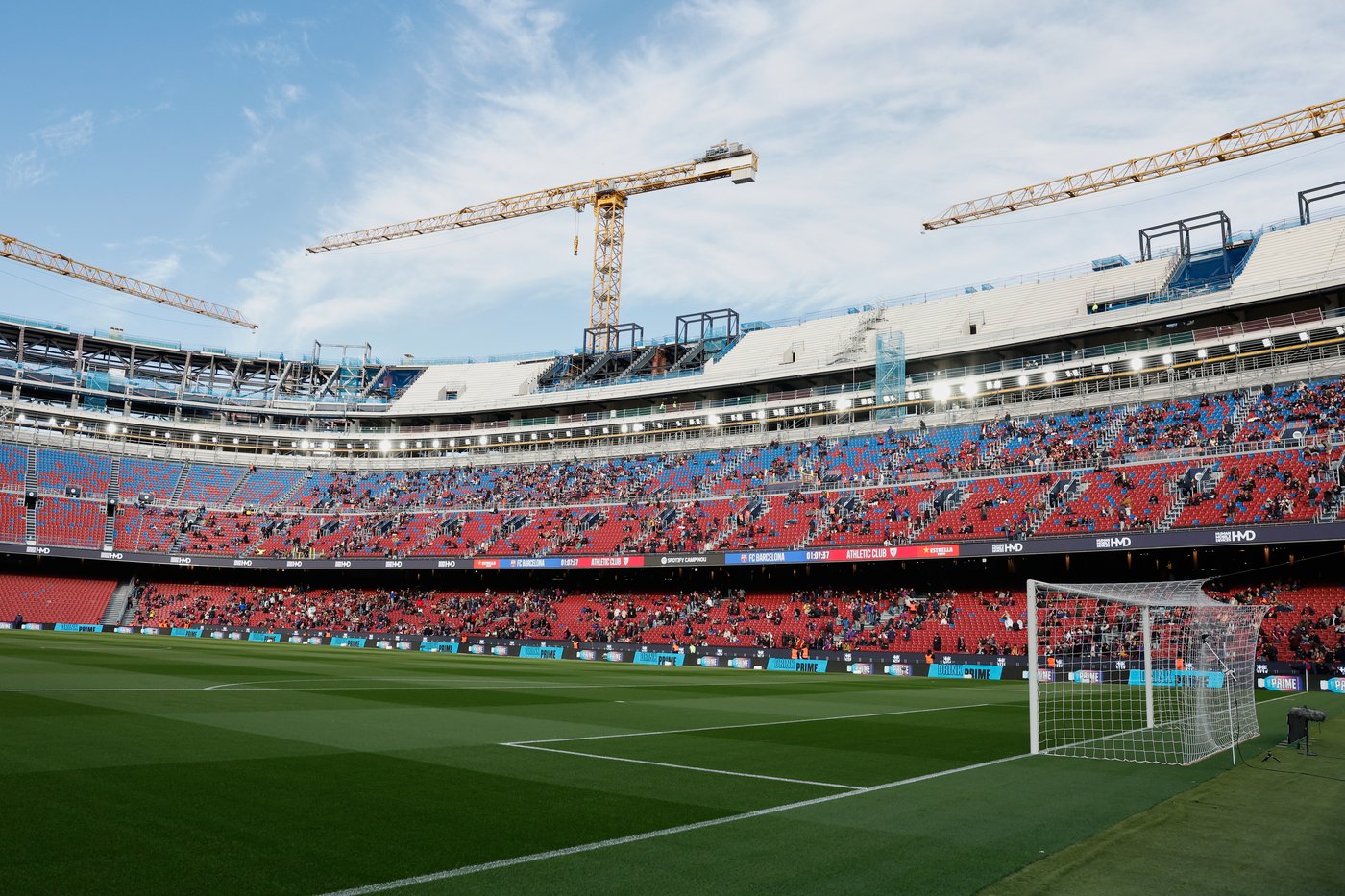Barcelona marks Camp Nou homecoming with 4-0 rout of Athletic Bilbao | iNFOnews.ca