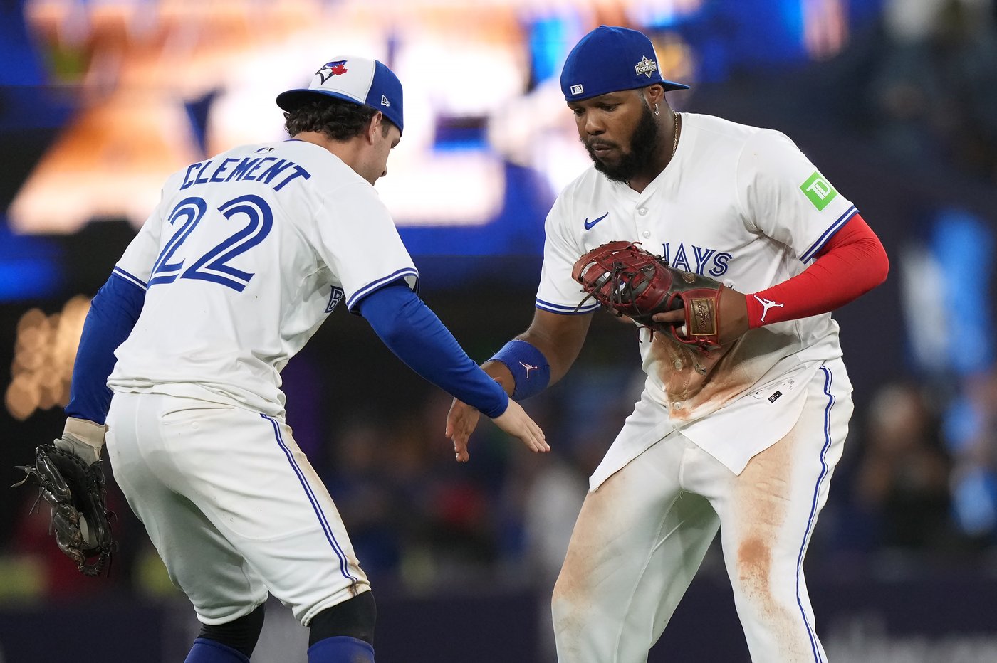 Photo Gallery: Blue Jays force Game 7 in ALCS with 6-2 win | iNFOnews.ca