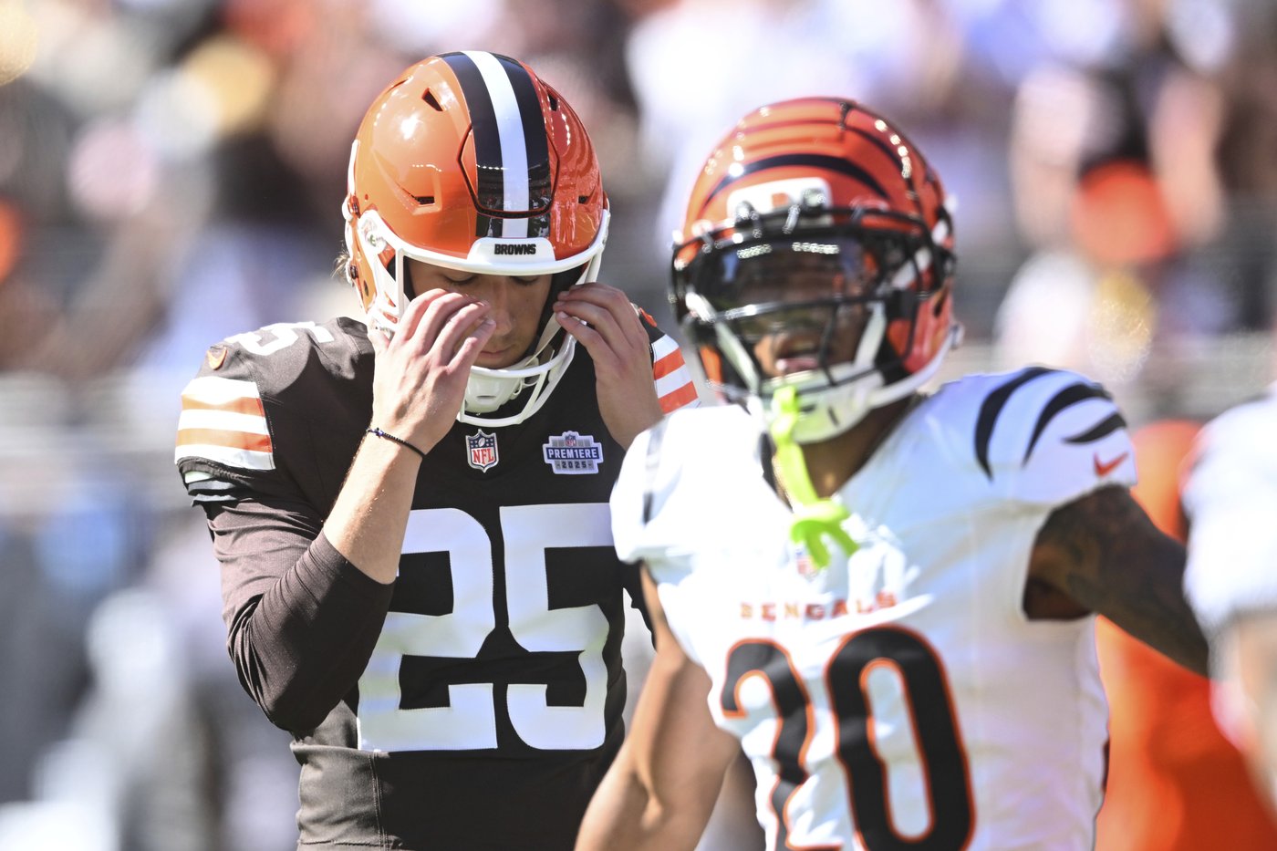Szmyt's missed kicks, Flacco's interceptions loom large for Browns in 17-16 loss to Bengals | iNFOnews.ca Szmyt's missed kicks, Flacco's interceptions loom large for Browns in 17-16 loss to Bengals | iNFOnews.ca