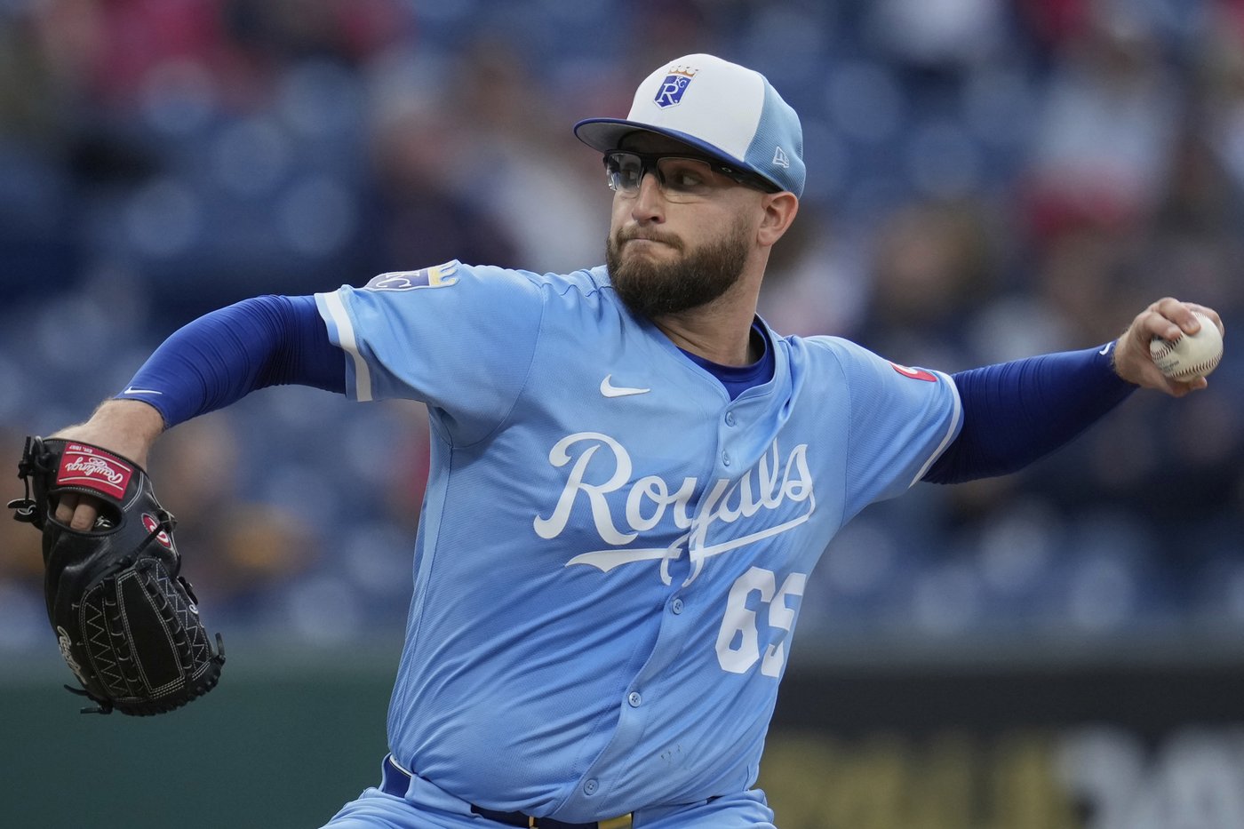 Joey Cantillo pitches 8 innings, José Ramírez homers as Guardians beat Royals 2-0 | iNFOnews.ca