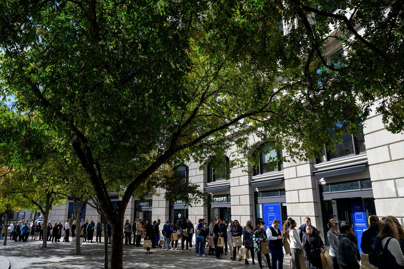 Bipartisan talks to end the shutdown intensify, but agreement elusive | iNFOnews.ca Bipartisan talks to end the shutdown intensify, but agreement elusive | iNFOnews.ca