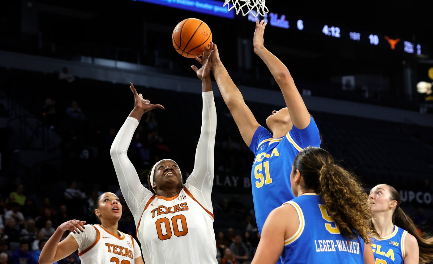 No. 4 Texas holds off No. 3 UCLA in 76-65 victory to advance to Players Era Championship | iNFOnews.ca