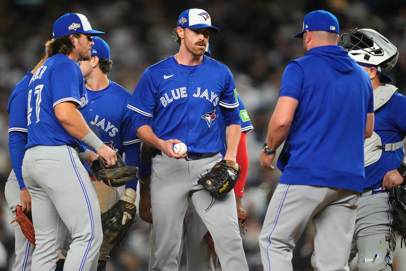 Photo Gallery: Yankees beat Blue Jays 9-6 in Game 3 | iNFOnews.ca